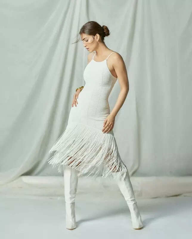 Take summer style cues from Kriti Sanon in all-white ensembles, see pictures